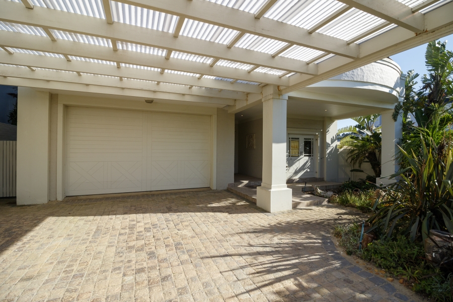 6 Bedroom Property for Sale in Royal Alfred Marina Eastern Cape